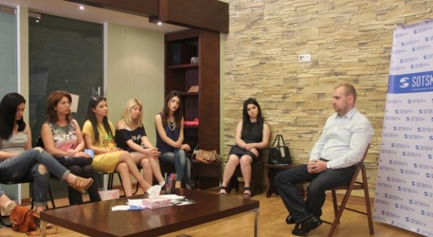 Առողջ կին, առողջ սերունդ. կայացավ երկրորդ հանդիպումը մանկաբարձ գինեկոլոգի հետ